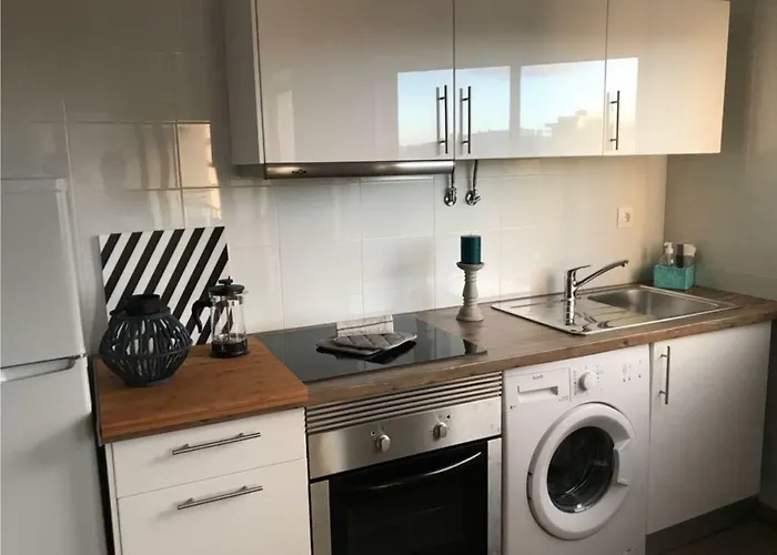 Daire T&t Ocean No Clube Da Rocha. *